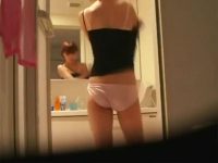 【無料エロ動画】 【アダルト動画】【脱衣所隠撮動画】自宅の脱衣所と浴室に隠しカメラ設置して姉の裸体を撮影した映像が&#279相互フェラ;出ｗｗ